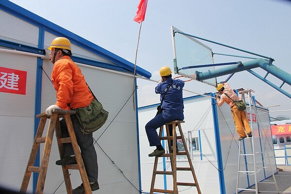集裝箱式房用于野外急需用房
